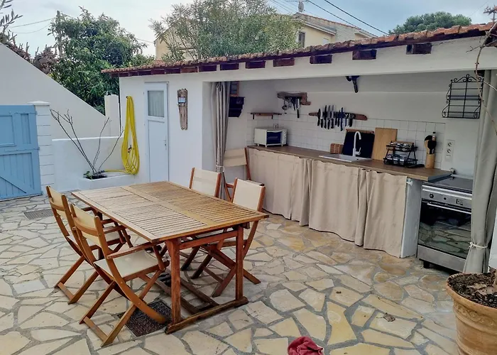 Jolie Petite Maison Proche Mer